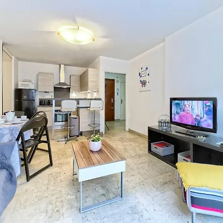 Superbe Pres De La Gare-clim-wifi-espace Dedie Au Travail 아파트 *